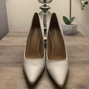 White, leather crocodile heels